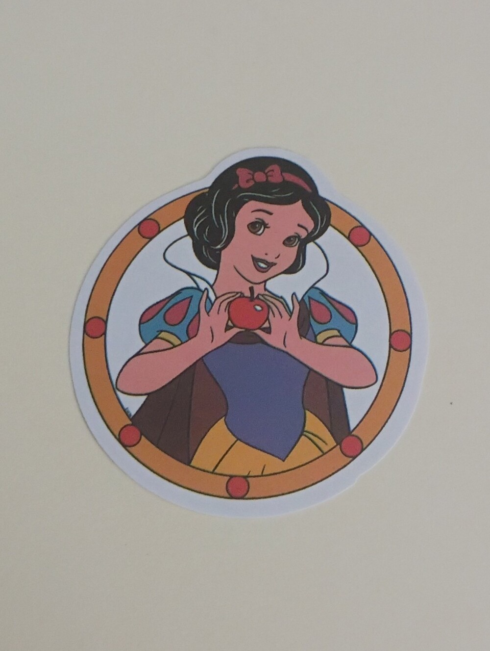 10/$10 Sticker Decal - Snow White - Princess Holding The Poisoned Apple - Disney